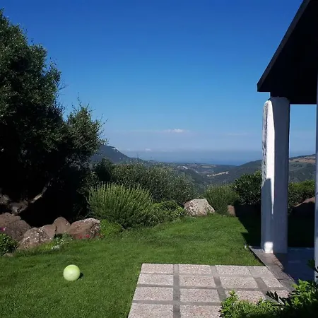 Holiday home Su Acchile